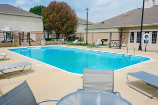 230 Mcmillan Ct, Cortland, IL 60112