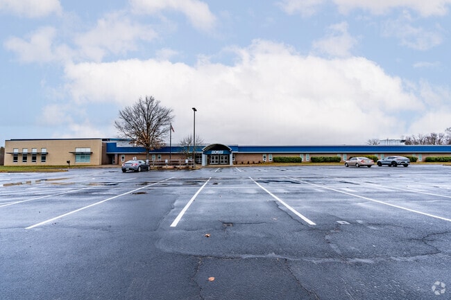14% of teachers at Oldham County Middle School are in their first or second year.