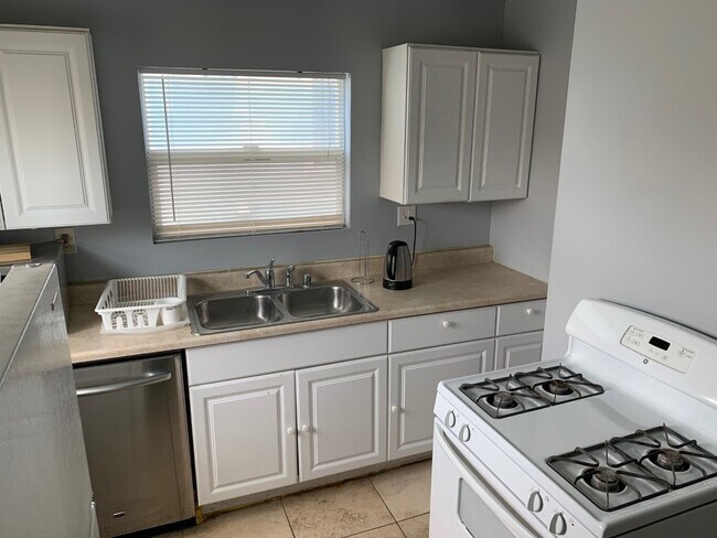 1400 W Olympic Blvd unit A, Los Angeles, CA 90015 - photo 6