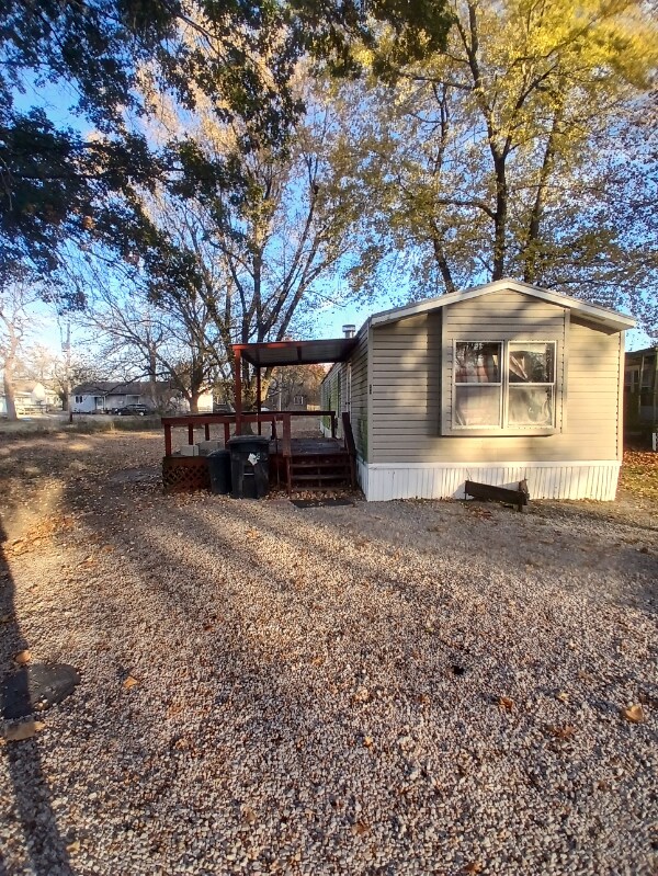 722 N Linn St, Frontenac, KS 66763 - photo 1