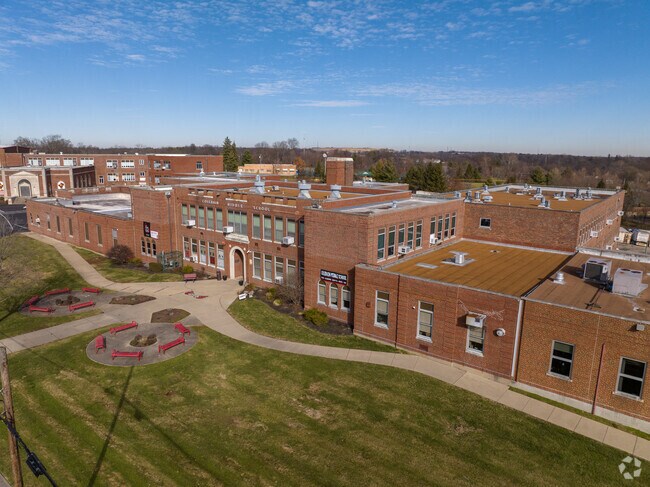 Colerain Middle School
Public Middle School
Northgate, Cincinnati OH