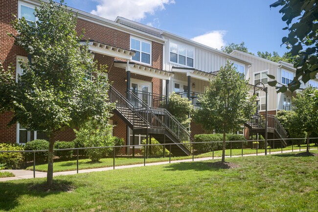 The Woodlands of Charlottesville, Charlottesville, VA 22903 - photo 2