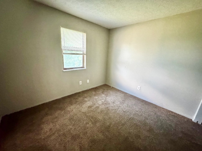 4017 Mississippi Ave unit 3, Cahokia, IL 62206 - photo 7