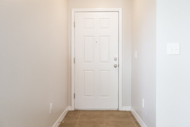 907 Muirwood Way, Winter Garden, FL 34787 - photo 2