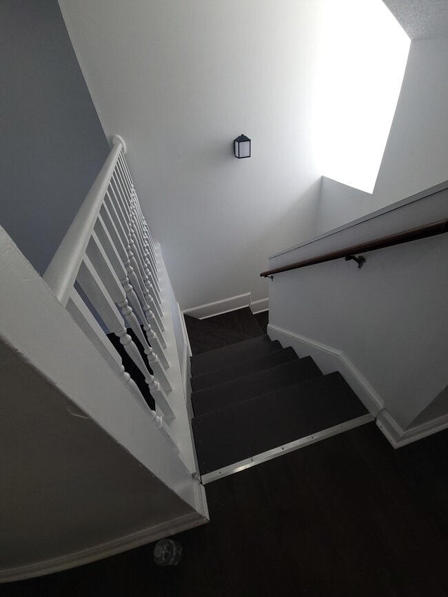 304 Briggs Ave unit C, Greenwood, SC 29649 - photo 7