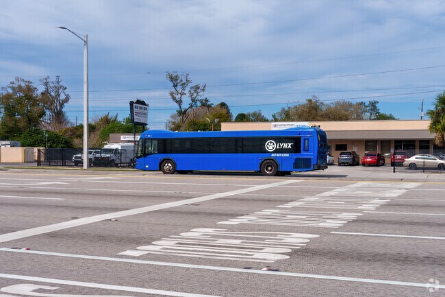 Travel conveniently on the Lynx bus while residing in Union Park.