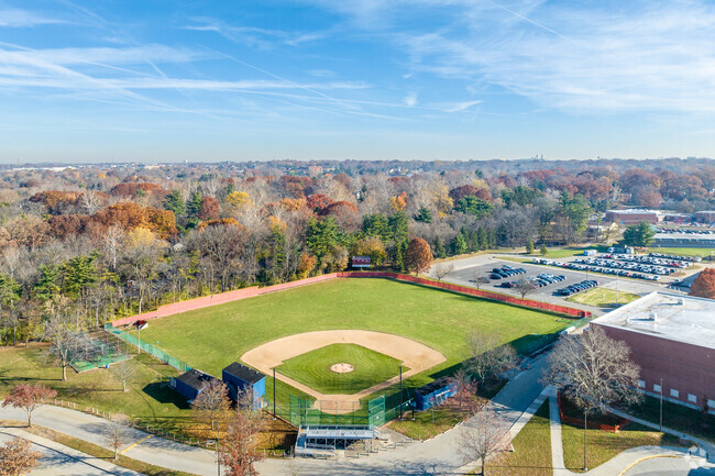 Thomas Worthington High School, Rankings & Reviews - Homes.com