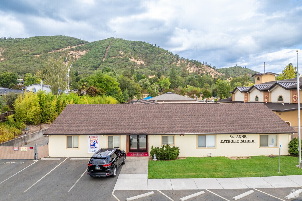 St. Anne Catholic School is a private catholic school serving over 100 students.