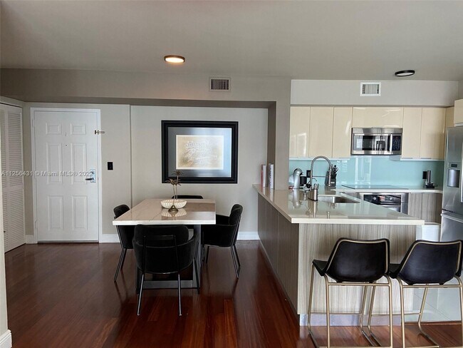 The Mark on Brickell unit 1808, Miami, FL 33131 - photo 5