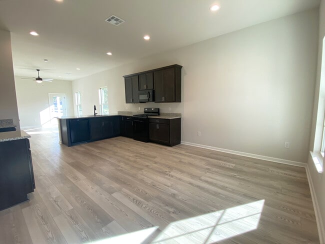 32635 Flower Tree Ct, Walker, LA 70785 - photo 3