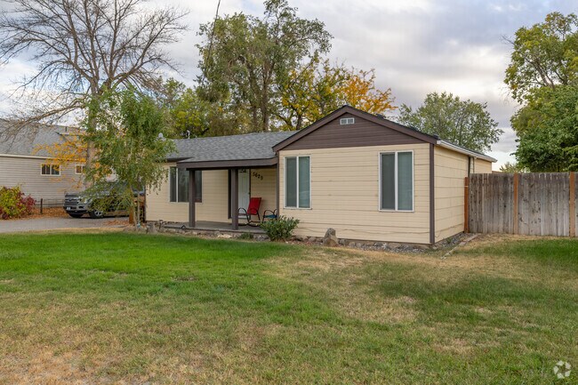 A small ranch-style home from Metalines early development.