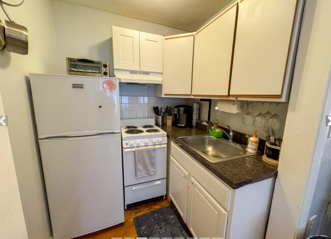 337 Beacon St unit 2, Boston, MA 02116 - photo 4