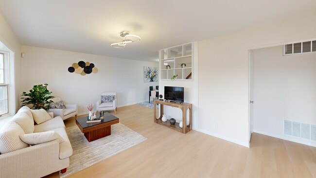 24 Frederick Ave, Colonia, NJ 07067 - photo 3