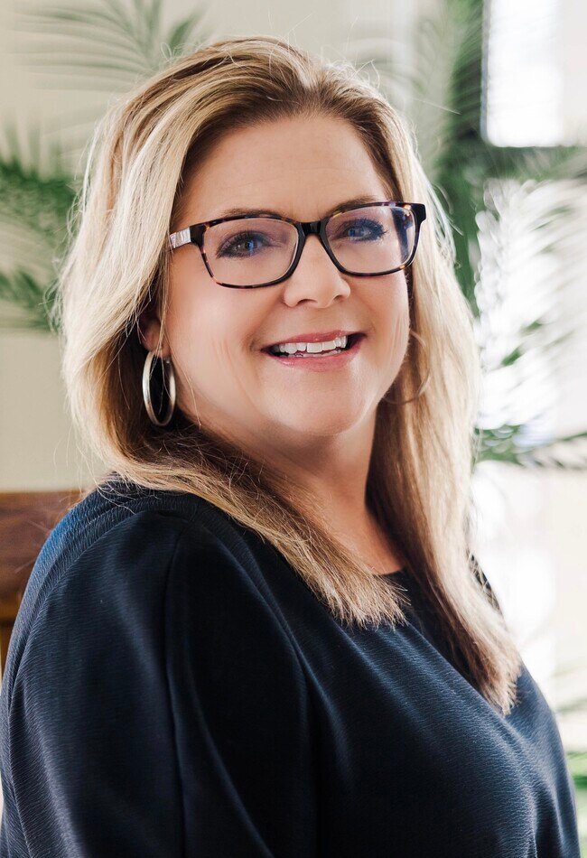 Lisa Hall