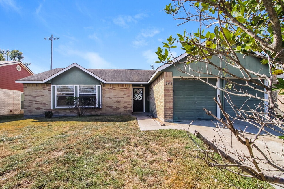 242 Maybrook Dr, Houston, TX 77015 - photo 1