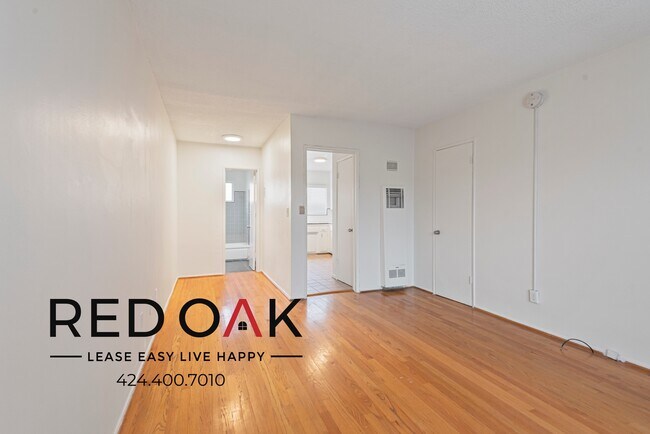 825 Westbourne Dr unit 3, West Hollywood, CA 90069 - photo 3