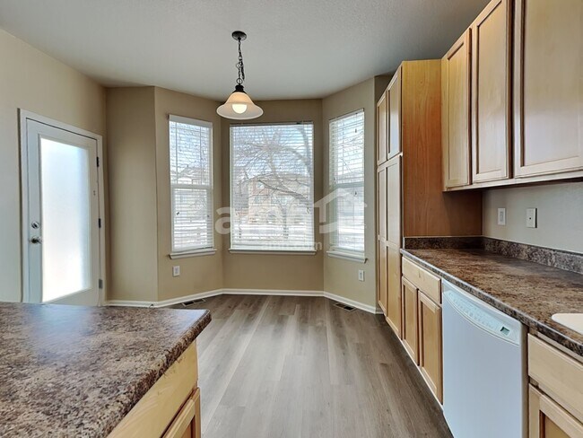 11791 Lewiston St, Commerce City, CO 80022 - photo 4