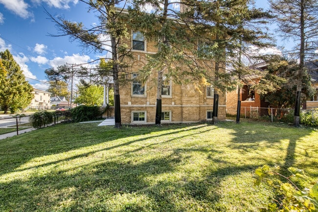 7131 W Altgeld St unit FL2, Chicago, IL 60707 - photo 2