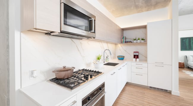 172 N Desplaines St, Chicago, IL 60661 - photo 2