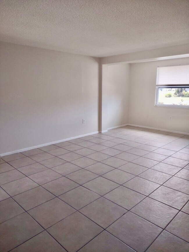 4109 79th St W, Bradenton, FL 34209 - photo 6