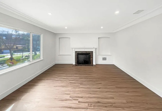 3700 Olympiad Dr, Los Angeles, CA 90043 - photo 2