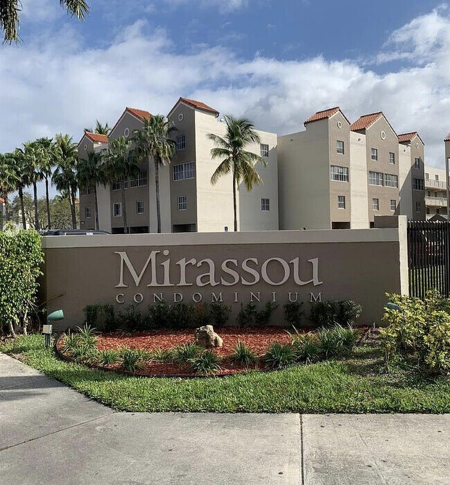 6175 NW 186th St Unit 302, Hialeah, FL 33015