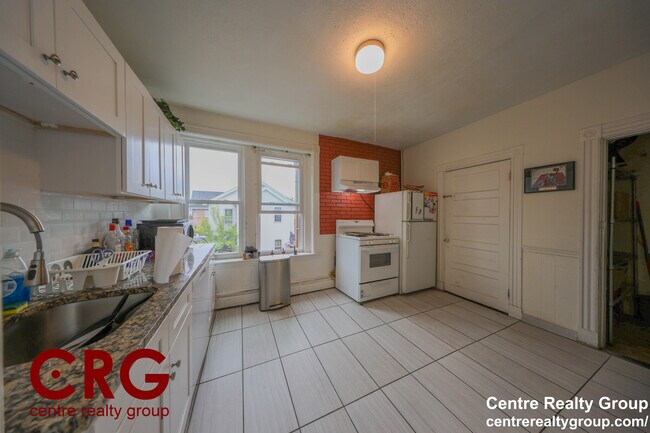 62 Empire St unit 2, Allston, MA 02134 - photo 6