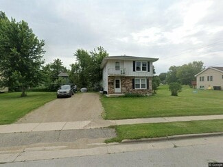 230 Pleasant St Unit 230 Pleasant, Lake Mills, WI 53551