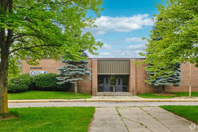 The entrance drive at Estabrook Elementary is easily accessible by West Cross Street.