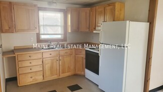 23 Wilson St Unit 1, Skowhegan, ME 04976