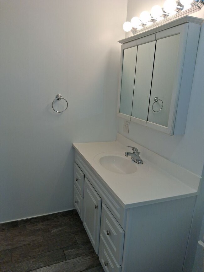 601-615 Benner St LLC, Highland Park, NJ 08904 - photo 4