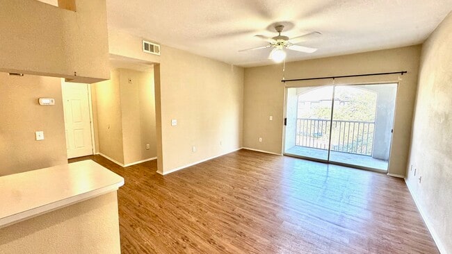 13014 Sanctuary Cove Dr unit 302, Temple Terrace, FL 33637 - photo 7