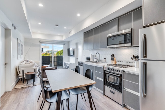 Ecco Fountain – Coliving + Traditional Units, Los Angeles, CA 90029 - photo 4