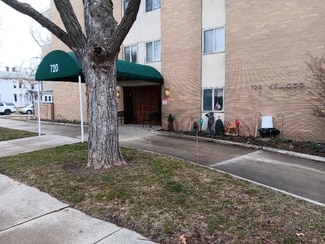 720 Kellogg Ave Unit 102, Ames, IA 50010