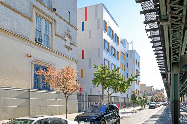 PS 33 Timothy Dwight is educating future leaders of tomorrow.