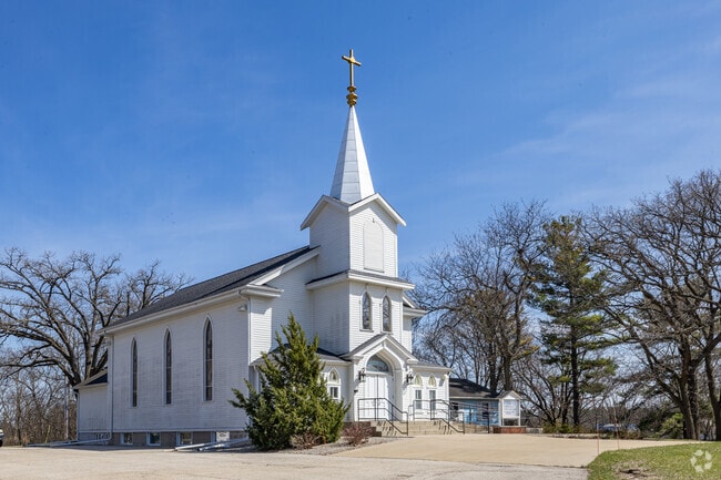River Glen Church is the heart of the Genesee Township community.