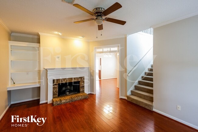 140 Warwick Cir, Alabaster, AL 35007 - photo 4