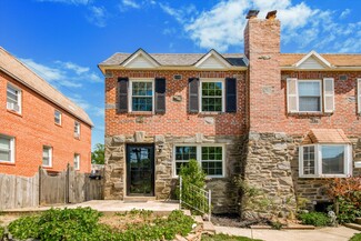 7 Sandy Bank Rd, Media, PA 19063