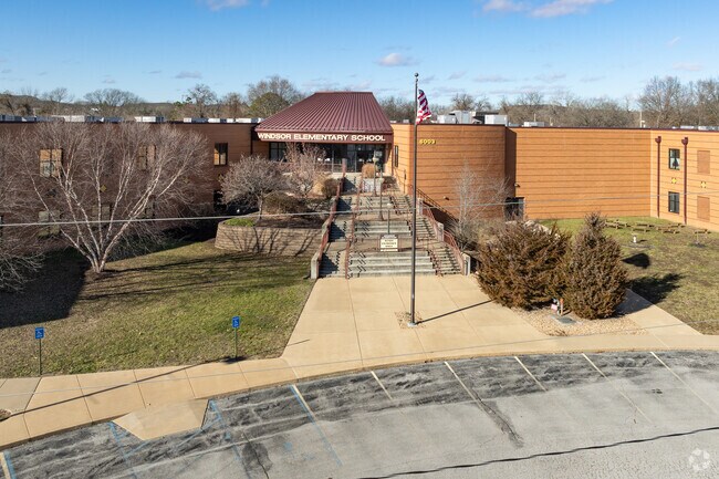 Windsor Elementary School in Imperial, MO prioritizes learning and collaboration.