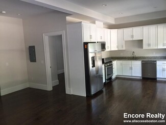 2044 Beacon St Unit 2, Waban, MA 02468