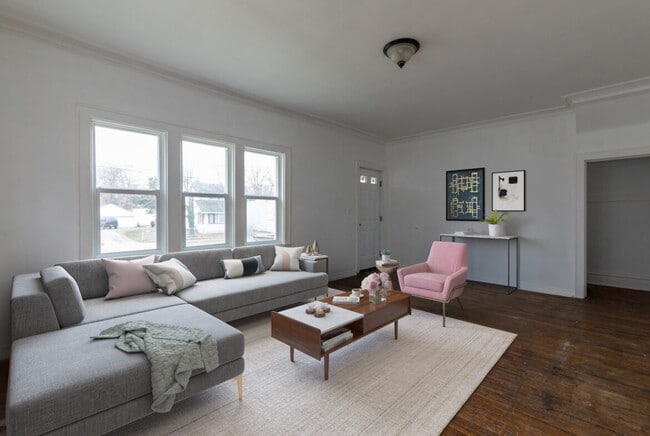 706 W Saginaw St unit 2, Lansing, MI 48915 - photo 3