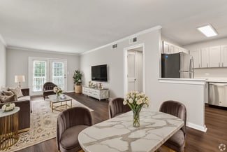 2070 Vestavia Park Ct, Vestavia Hills, AL 35216