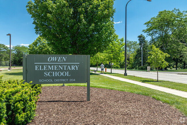 Your kids will enjoy learning in the inspiring atmosphere of Owen Elementary School.