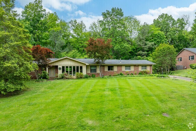 Long red brick ranch homes are the staple home of the Ashland Hills area.