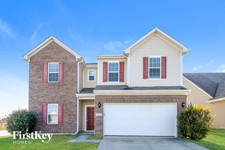665 Loon Ln, Greenwood, IN 46143