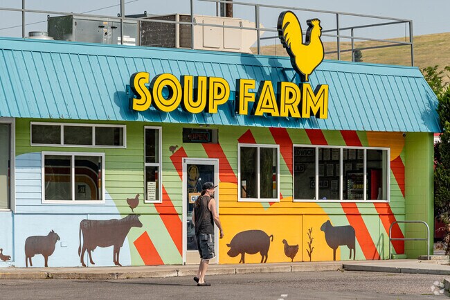 Soup Farm offers comfort food and outstanding service in Northside.
