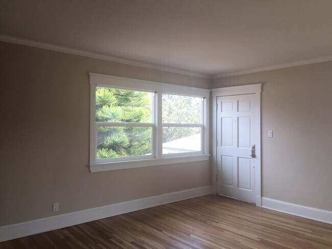 3825 1/2 Sawtelle Blvd unit 1/2, Los Angeles, CA 90066 - photo 3