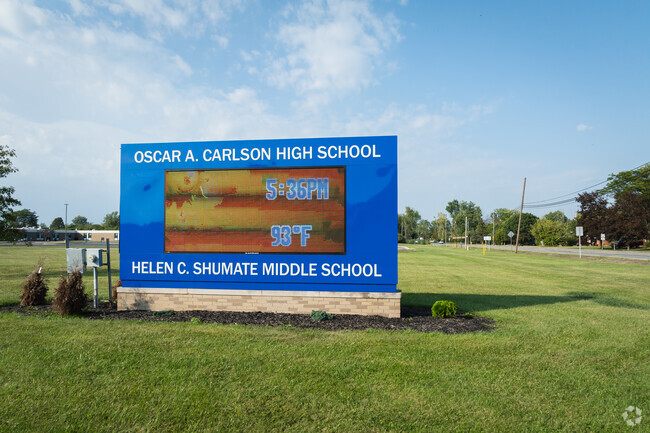 Shumate Middle School welcomes new students.