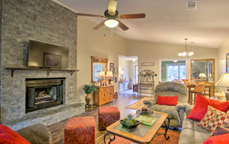 210 Woodhaven Ct Unit 210, Greenwood, SC 29649