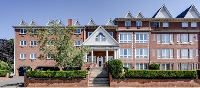 Britannia Commons, Meriden, CT 06450 - photo 2